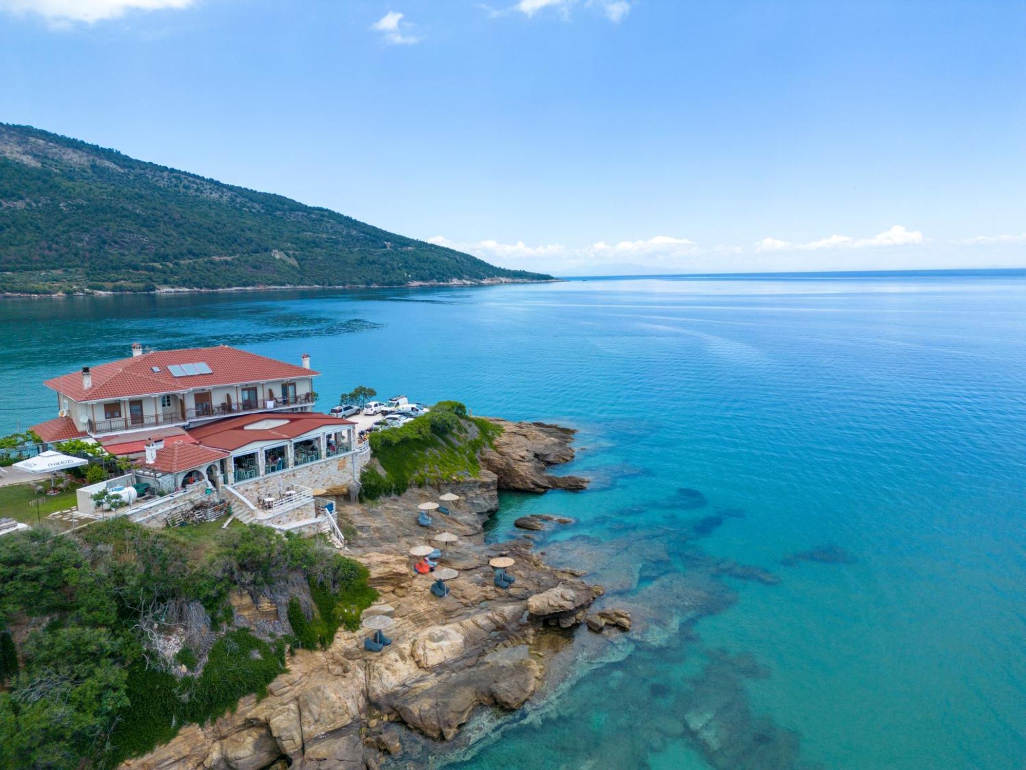 Bed and Breakfast Faros View Коинира Экстерьер фото
